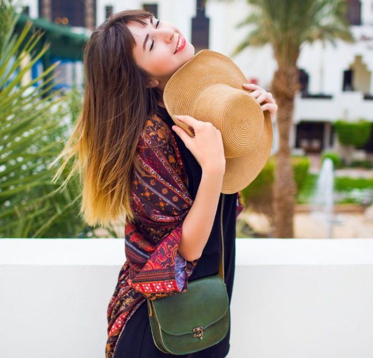 How do I book escort services in Simi Valley