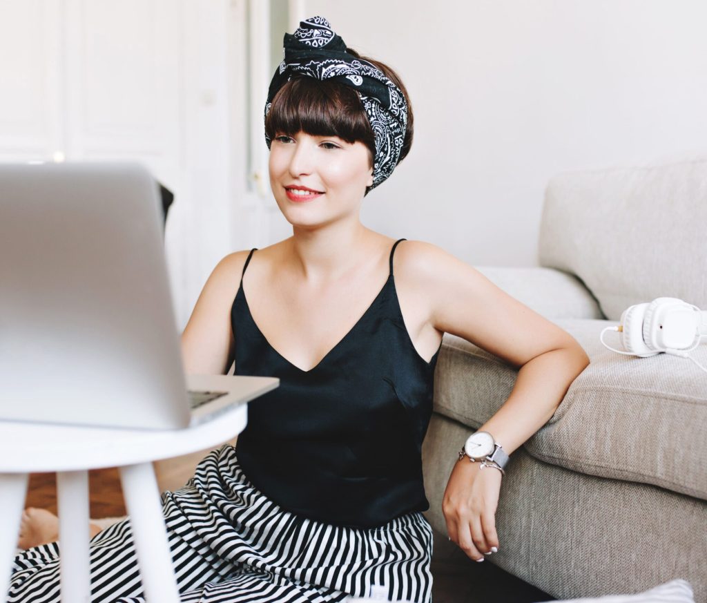 Escort Services in Mid-Wilshire